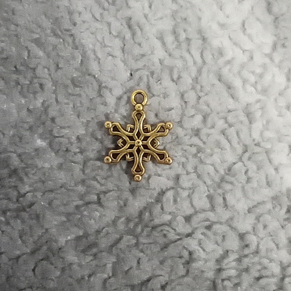 North star 🌟 pendant Atomized Upcycled